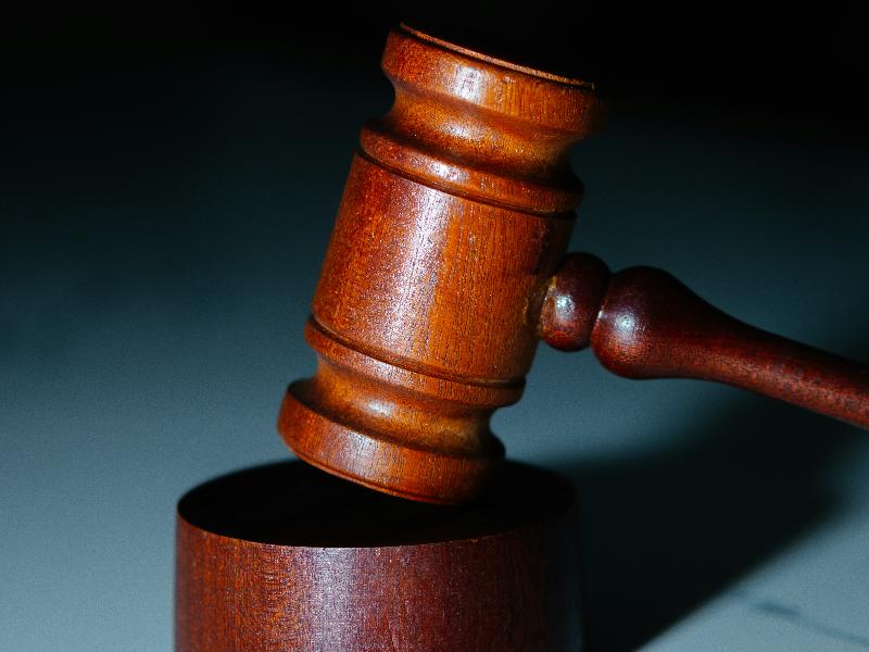 閉鎖性股份有限公司股權繼承限制之合法性-最高法院112年度台上字第1512號判決