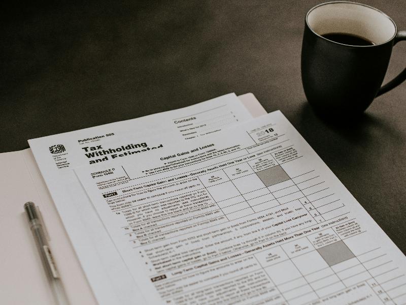 非美國公民、非美國稅務居民的台灣人適用美國遺產稅之法律分析