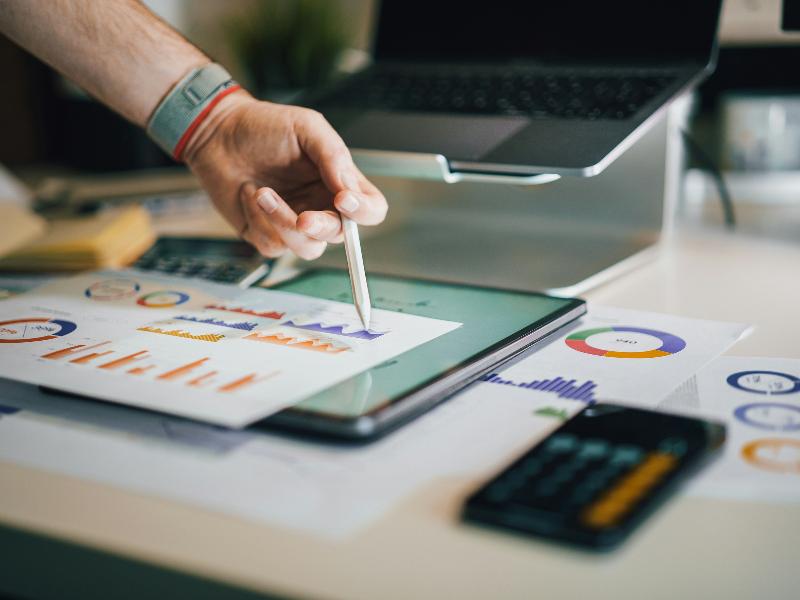 Reves v. Ernst & Young（1990）：票據是否屬於「證券」的里程碑判決